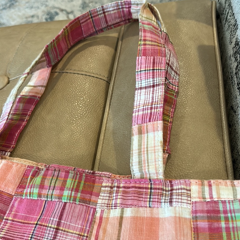 Disney’s vintage hobo style bag with red Mickey pink plaid - Picture 3 of 9